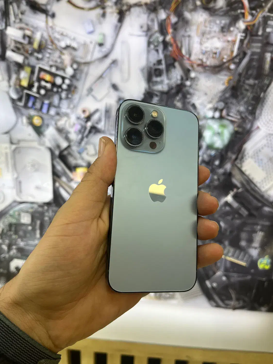 ایفون 13proرنگ ابی پارت نامبرRK/A یک ترابایت|موبایل|اصفهان, مفتح|دیوار