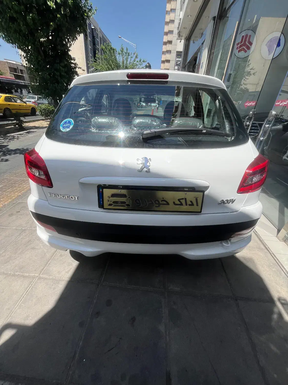 207i پانوراما اتوماتtu5p دنده ارتقا\\نمایندگی رسمی|خودرو سواری و وانت|تهران, نصرت|دیوار