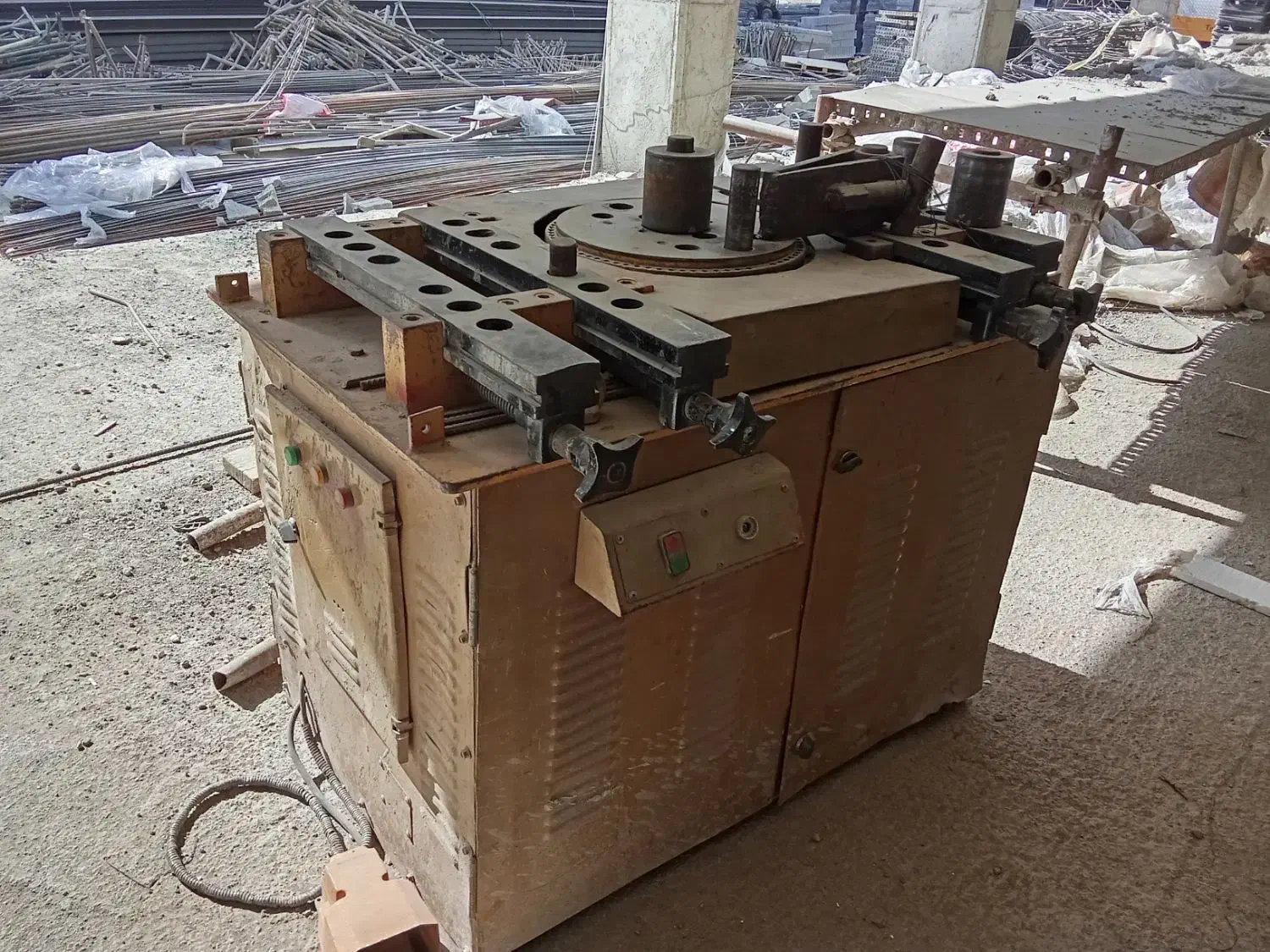 دستگاه میلگرد خم کن پارس خاموت|ماشین‌آلات صنعتی|تهران, شهرک انصار|دیوار