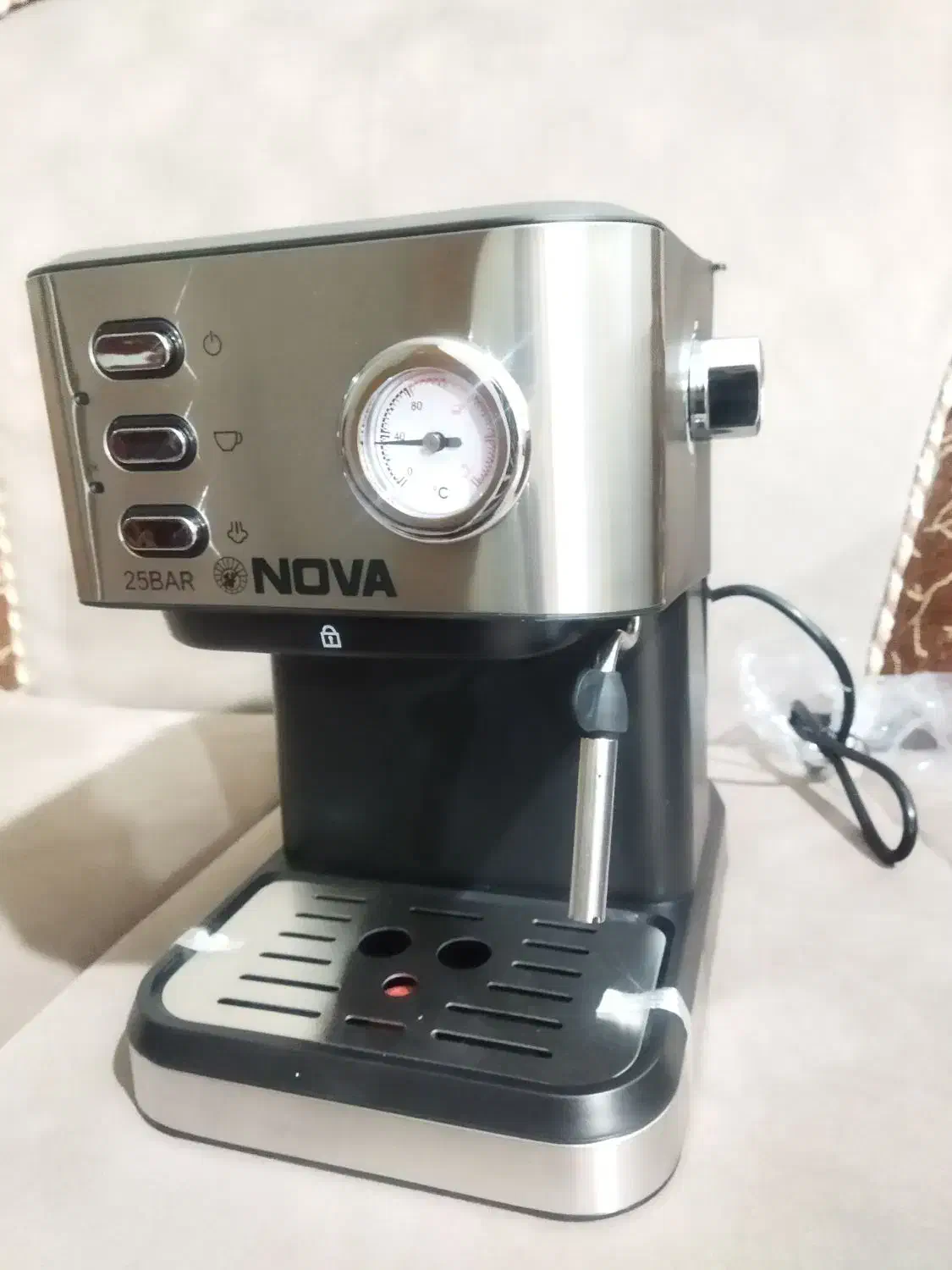 دستگاه اسپرسو ساز مارک نوا ۲۵ بار|سماور، چای‌ساز، قهوه‌ساز|شیراز, رازی|دیوار