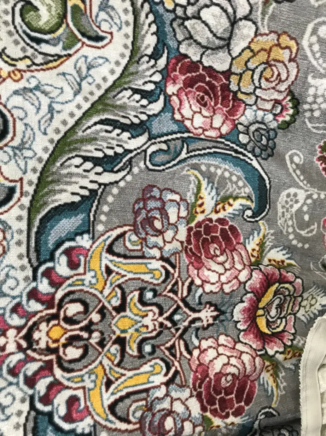 کاور فرش نو|روفرشی|ساوه, |دیوار