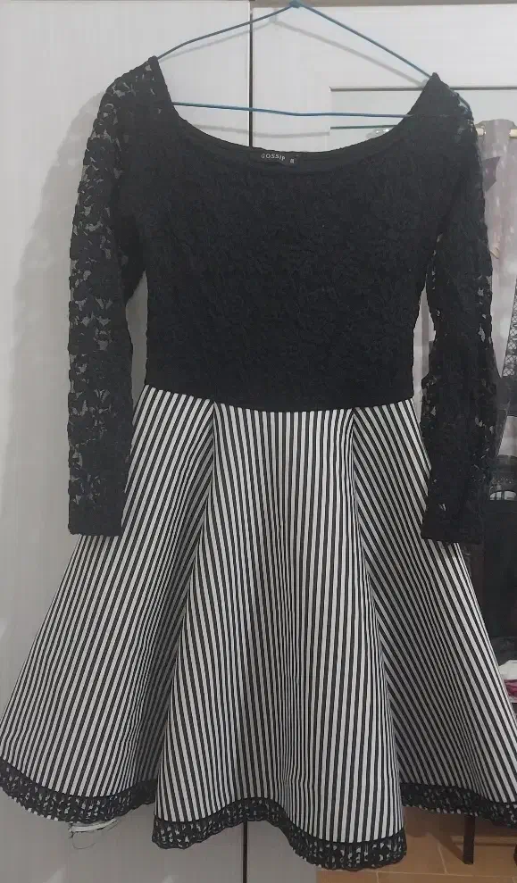 لباس مجلسی|لباس|رشت, یخسازی|دیوار