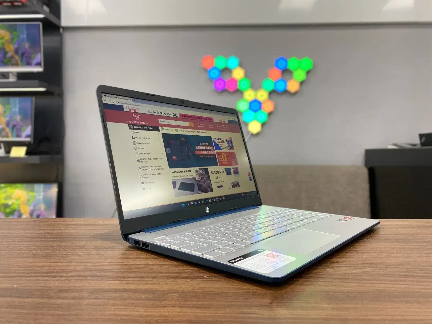 لپ تاپ ظریف و زیبا و قوی HP نسل ۱۲|رایانه همراه|کیش, |دیوار