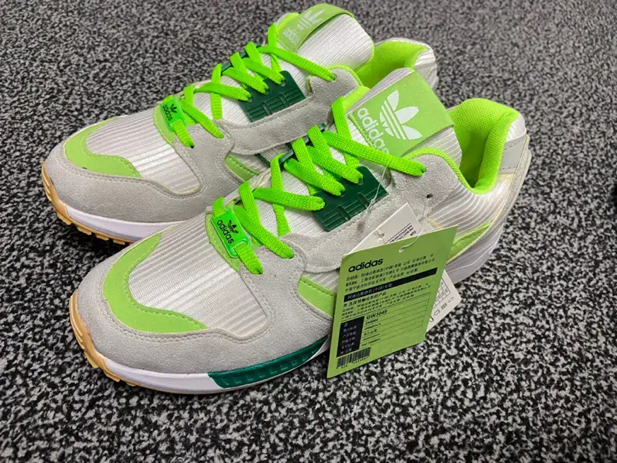 کتونی زیبا سایز 44 آدیداس|کیف، کفش، کمربند|قم, تولید دارو و یخچال|دیوار