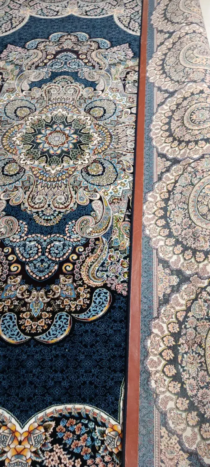 جفت ۱۲ متری سرمه ای مشهد درحدنو ۷۰۰ شانه ۲۵۵۰|فرش|اراک, |دیوار