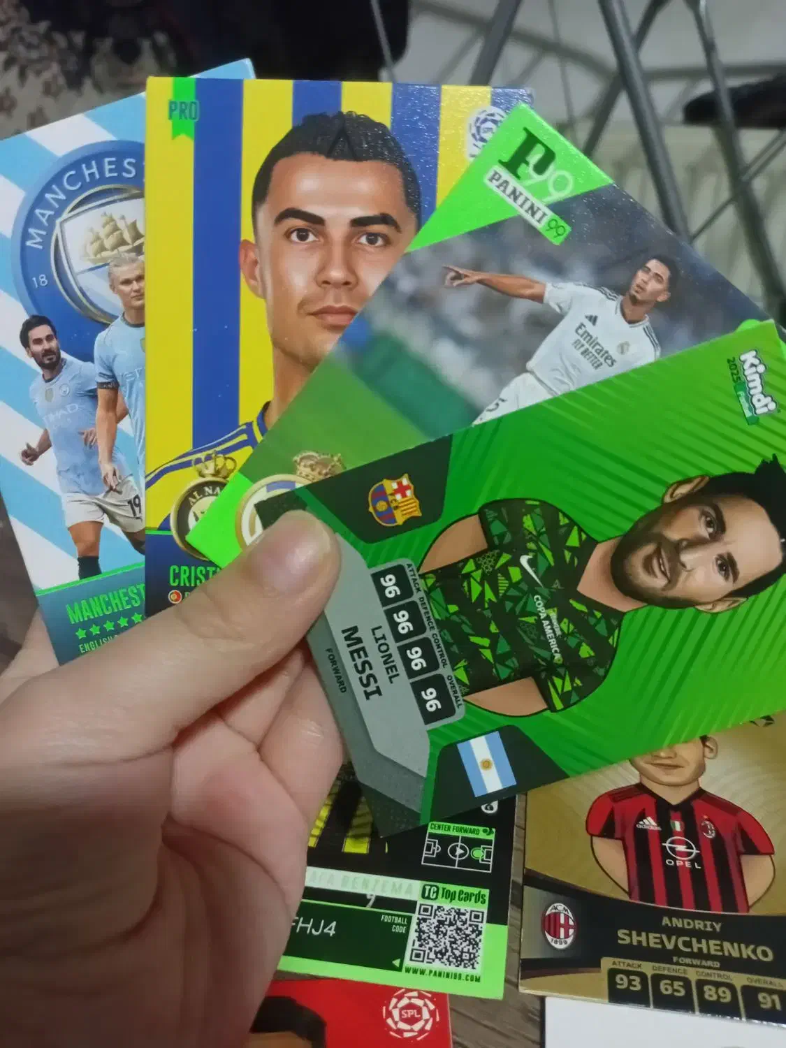 کارت کیمدی|کلکسیون و سرگرمی|اندیشه, اندیشه فاز ۴|دیوار