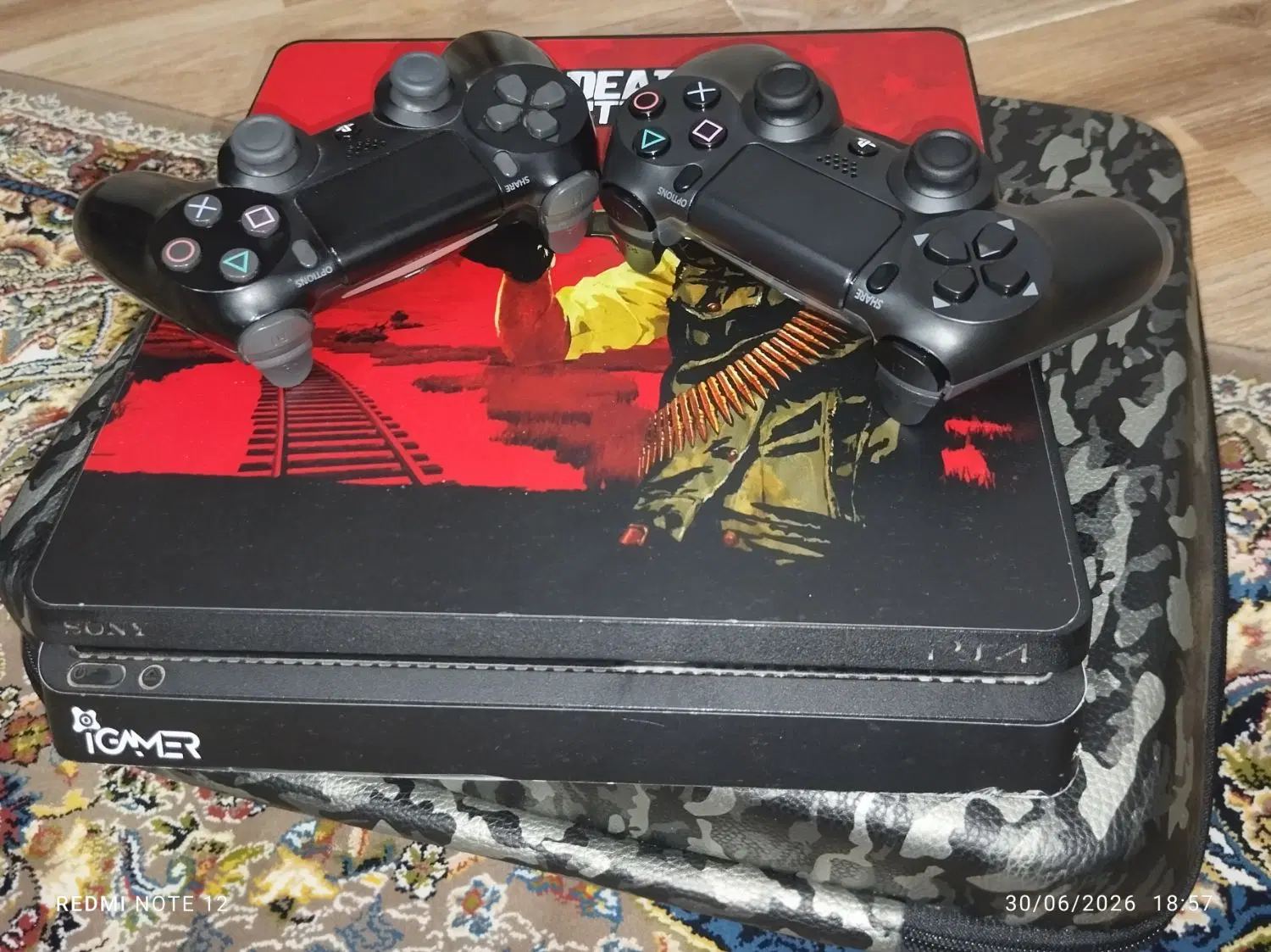 PS4 slim|کنسول، بازی ویدئویی و آنلاین|خرم‌آباد, |دیوار