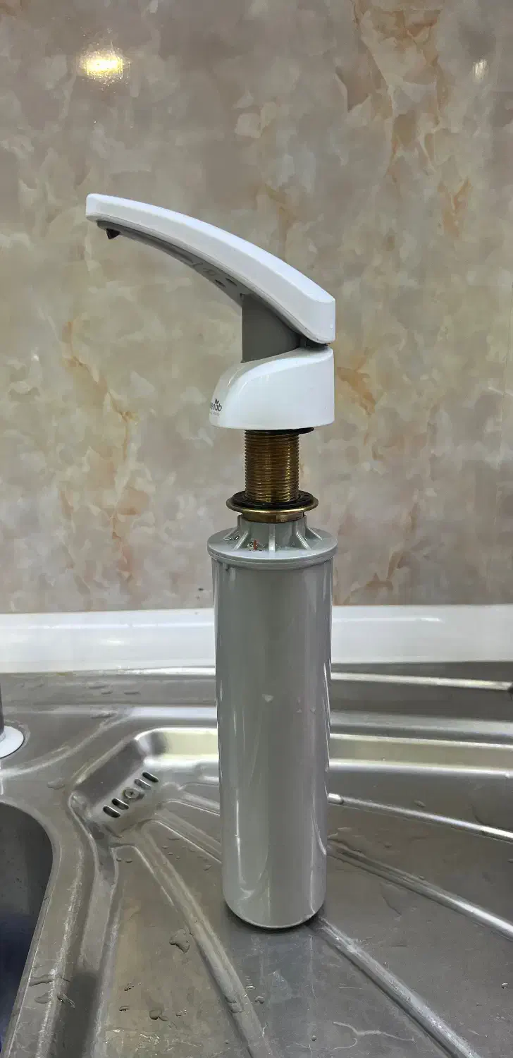 پمپ مایع طرفشویی توکار|لوازم سرویس بهداشتی|مبارکه, |دیوار