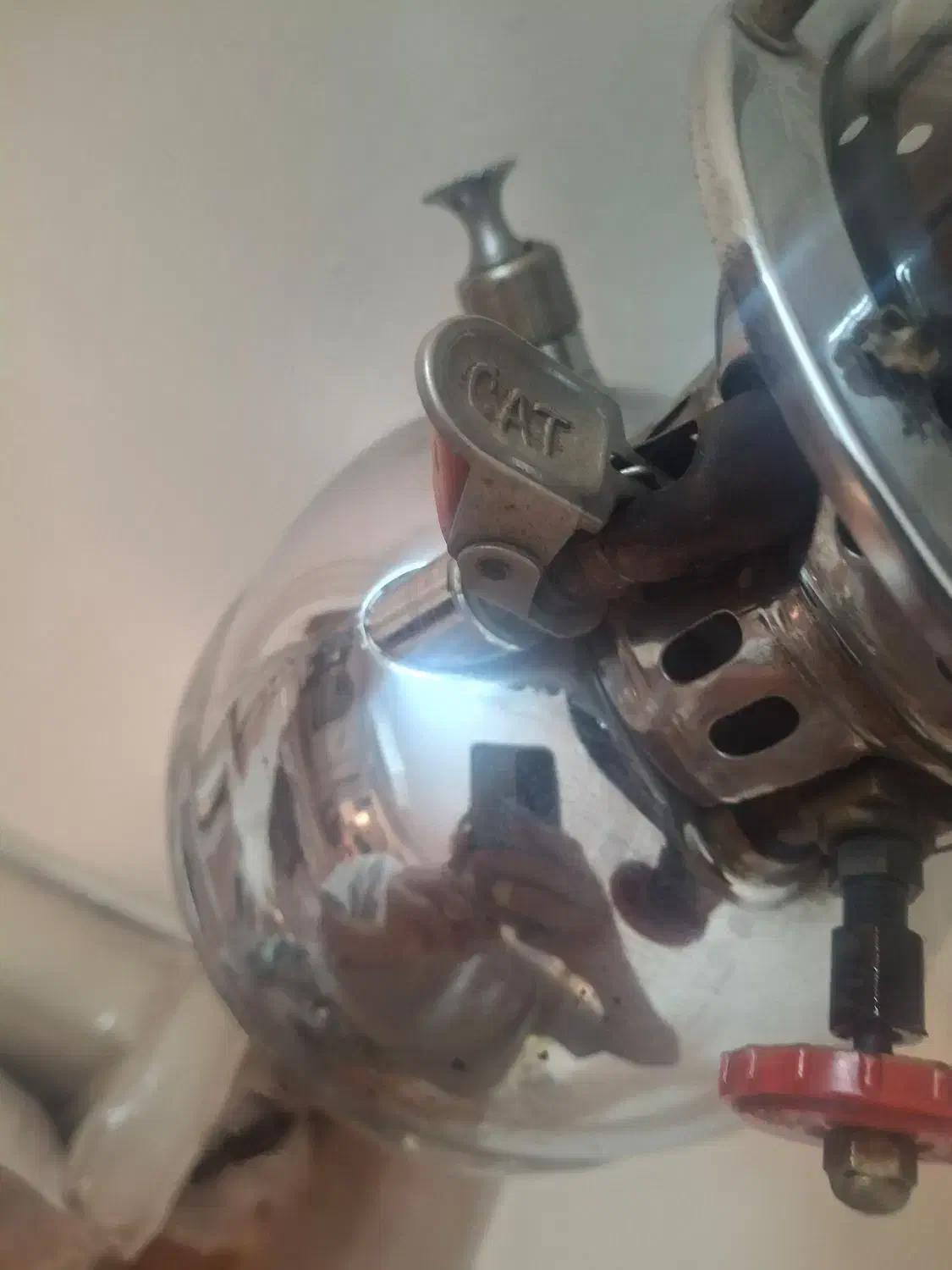 چراغ زنبوری و کاسه عتیقه|فرش|نیشابور, ده حلاج|دیوار