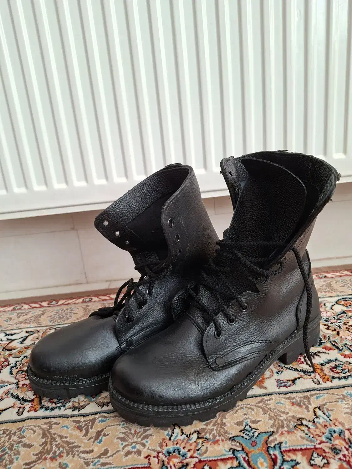 پوتین سربازی|کیف، کفش، کمربند|آران و بیدگل, |دیوار