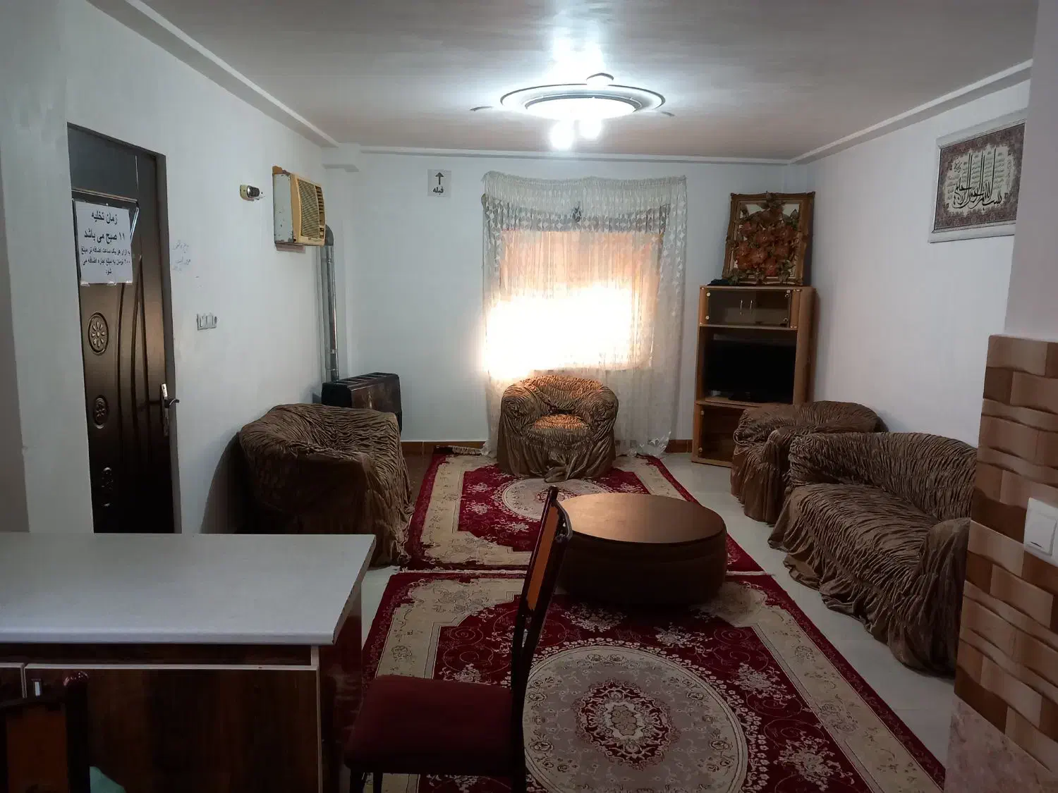 با امکانات کامل پارکینگدار،کولردار،درنخجیر|اجارهٔ کوتاه‌مدت آپارتمان و سوئیت|لاهیجان, لیالستان|دیوار