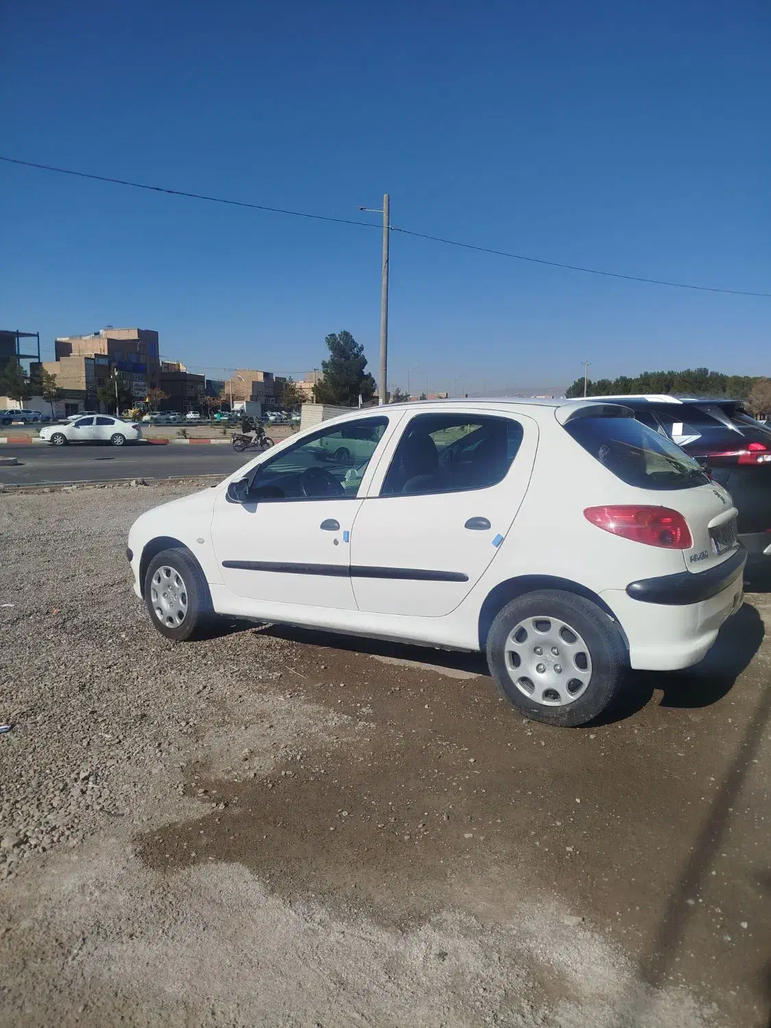 پژو۲۰۶مدل۹۶بیرنگ|خودرو سواری و وانت|سبزوار, سیادتی|دیوار