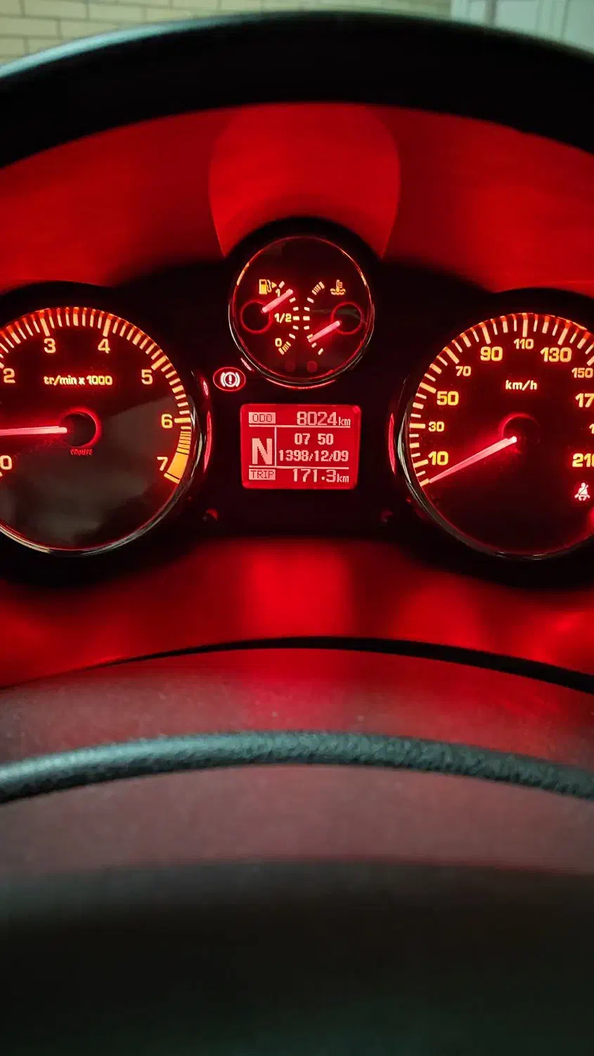 پژو 207MC اتوماتیک|خودرو سواری و وانت|شیراز, سینما سعدی|دیوار