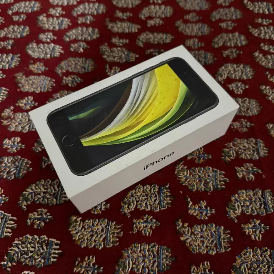 Iphone SE 2020 Jet Black|موبایل|تهران, صد دستگاه|دیوار