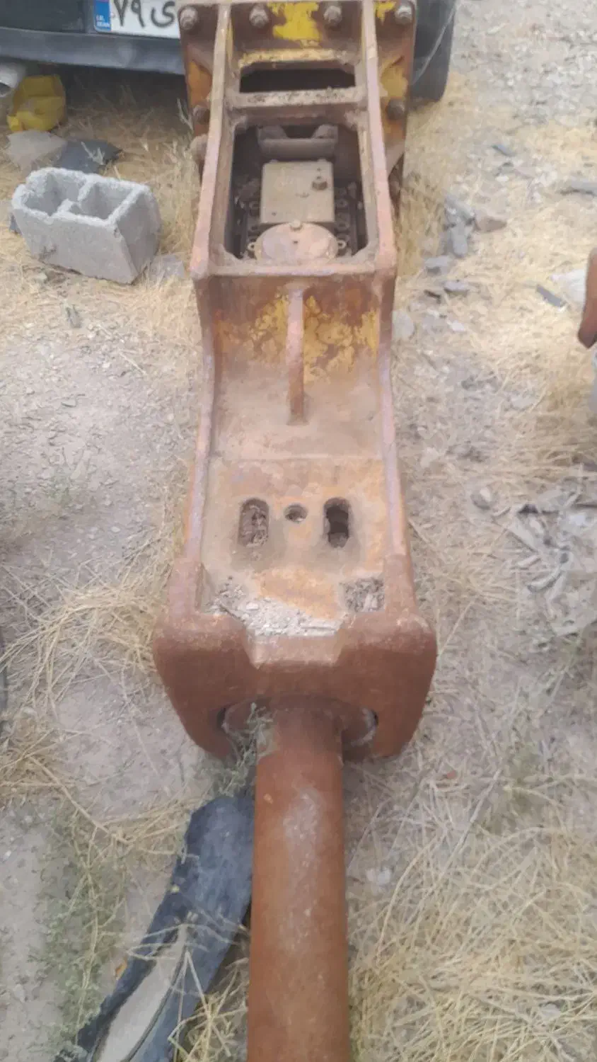 چکش بیل مکانیکی پیکور آبکس|ماشینآلات صنعتی|آذرشهر, |دیوار