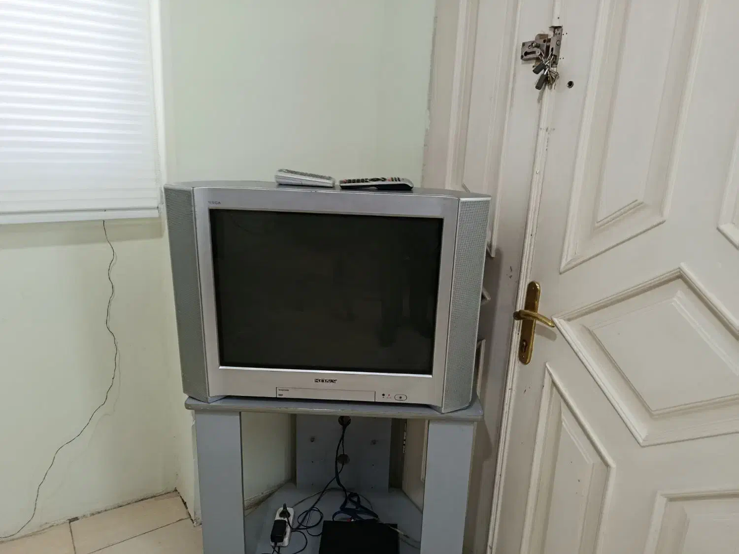 تلویزیون سونی|تلویزیون و پروژکتور|مشهد, شاهد (شهرک غرب)|دیوار