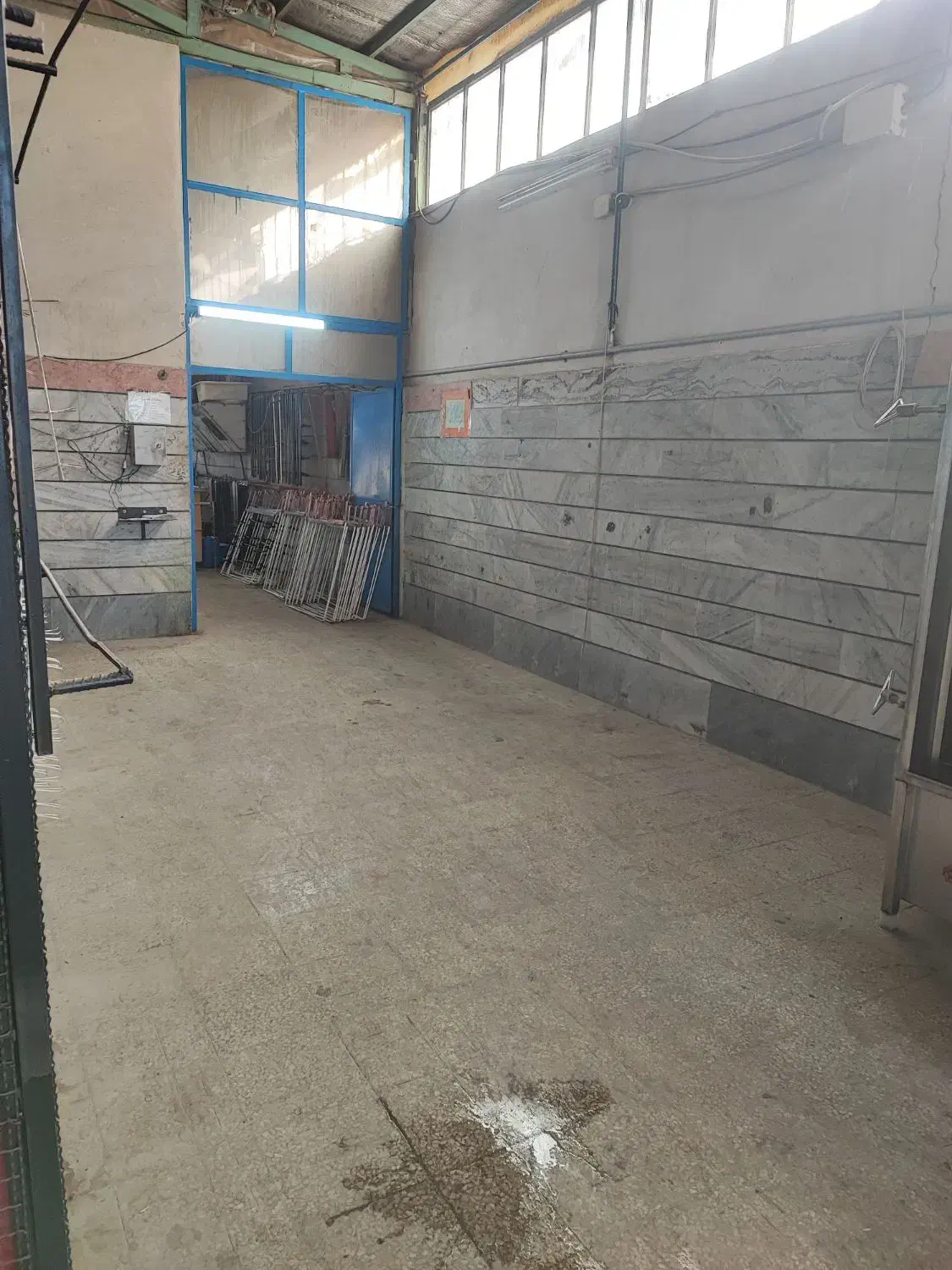 به تعدادی نیروی کار نیازمندیم|استخدام صنعتی، فنی، مهندسی|محمدشهر, زیبادشت|دیوار