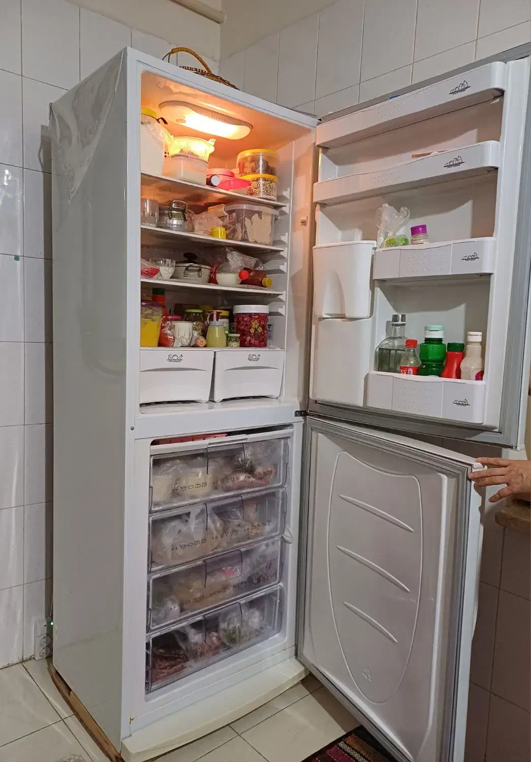 یخچال|یخچال و فریزر|زرندیه, |دیوار