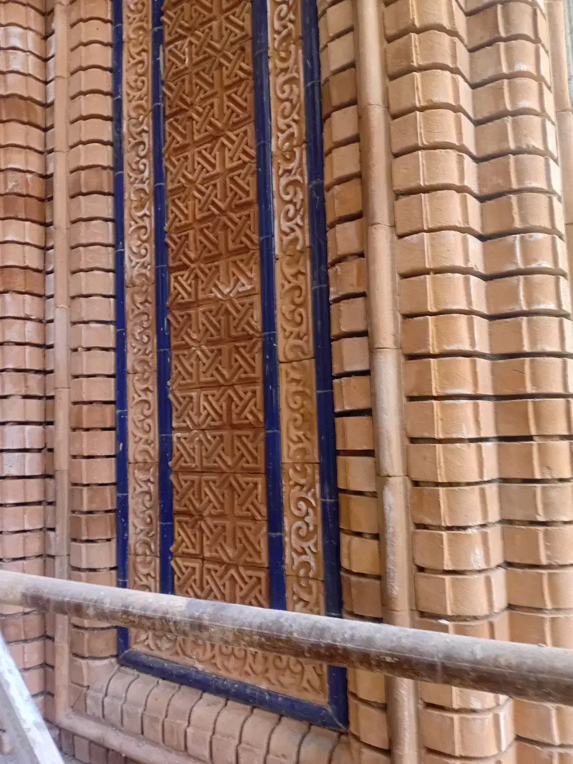 بنایی اجرای سنگ کاشی سرامیک موزائیک نماکاری|خدمات پیشه و مهارت|کرج, باغستان|دیوار