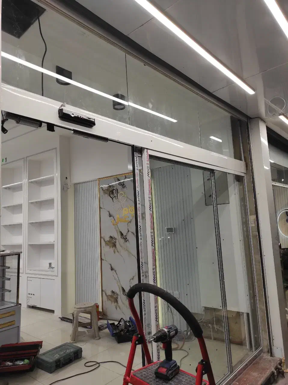 درب شیشه ای ،درب اتوماتیک،درب برقی|خدمات پیشه و مهارت|آمل, |دیوار