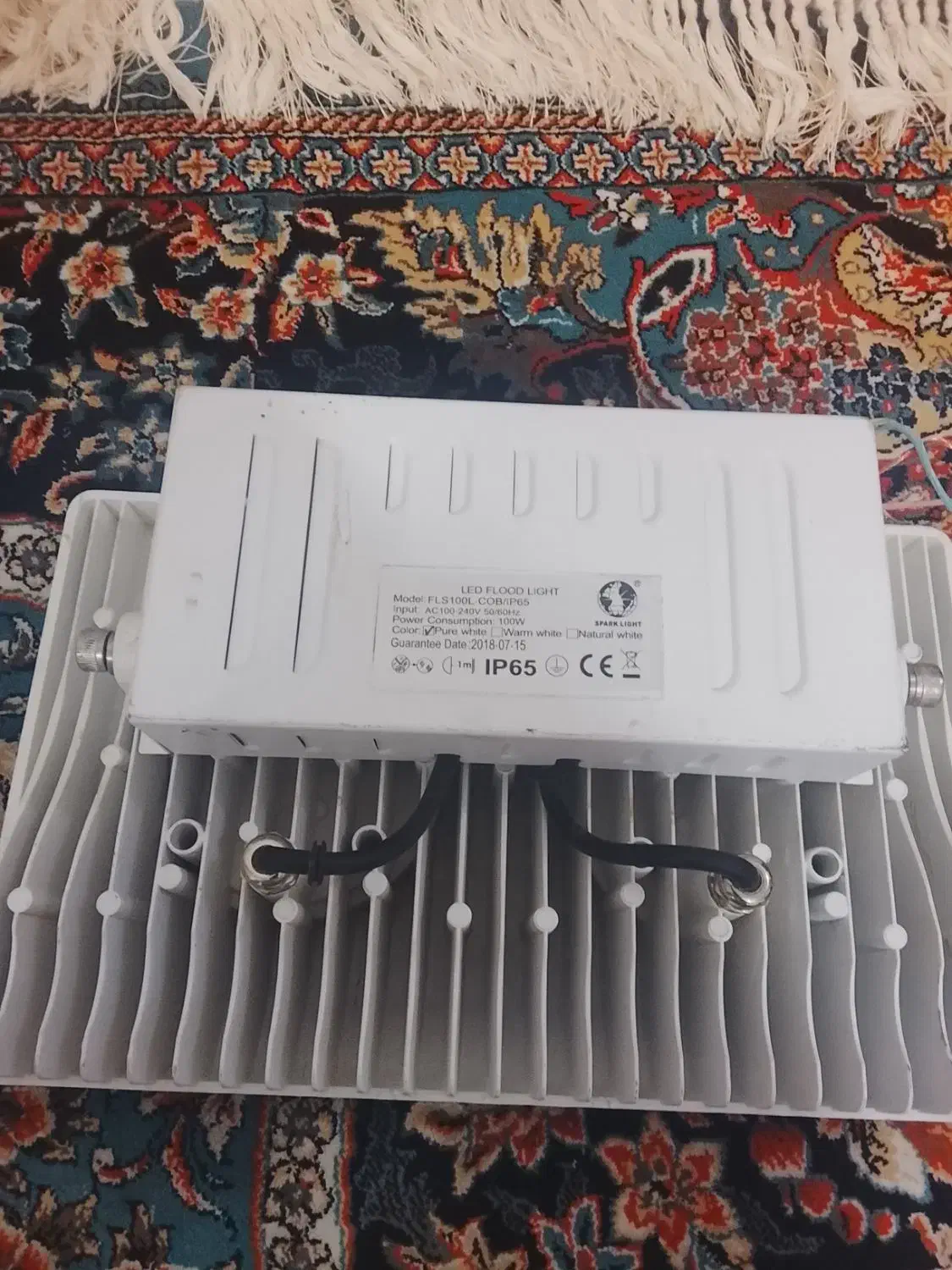 پروژکتور FLOoDLlGHT..100 w|تلویزیون و پروژکتور|تربت جام, میان جام|دیوار