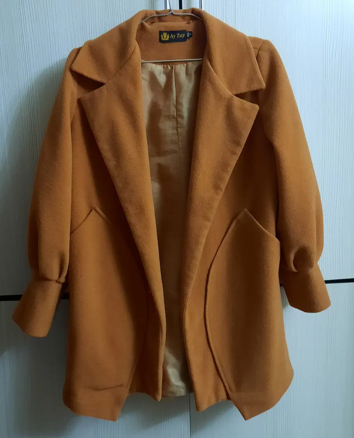 کاپشن و پالتو و مانتو|لباس|اسلام‌شهر, مسکن مهر اسلاشهر (شهرک امام خمینی)|دیوار