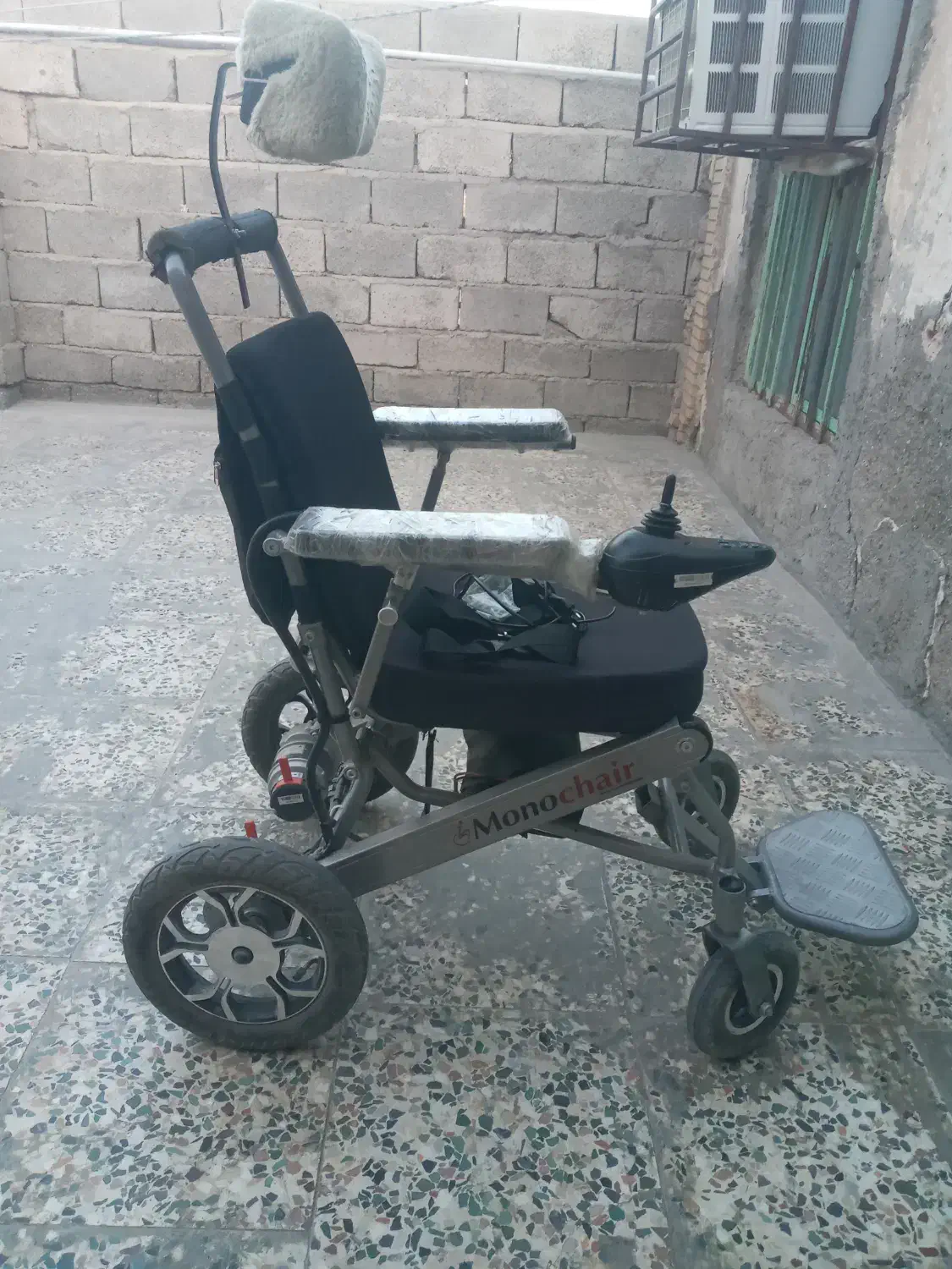 ویلچر برقی|آرایشی، بهداشتی، درمانی|دامن, |دیوار