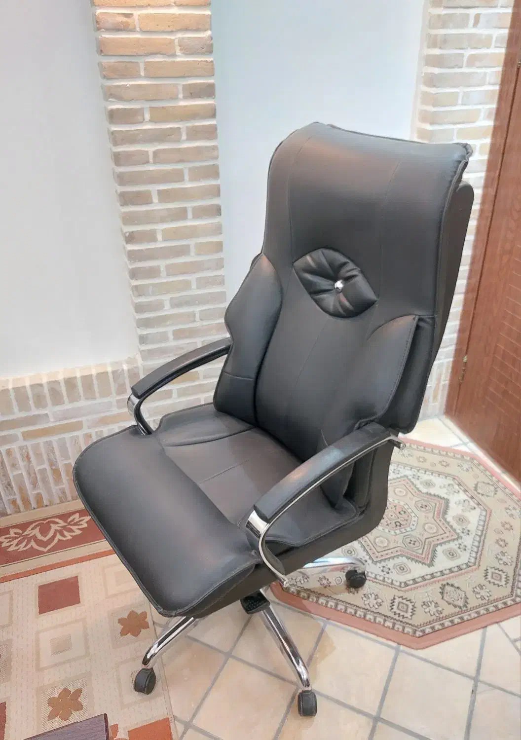 صندلی مدیریتی در حد نو|مبلمان اداری|آران و بیدگل, |دیوار