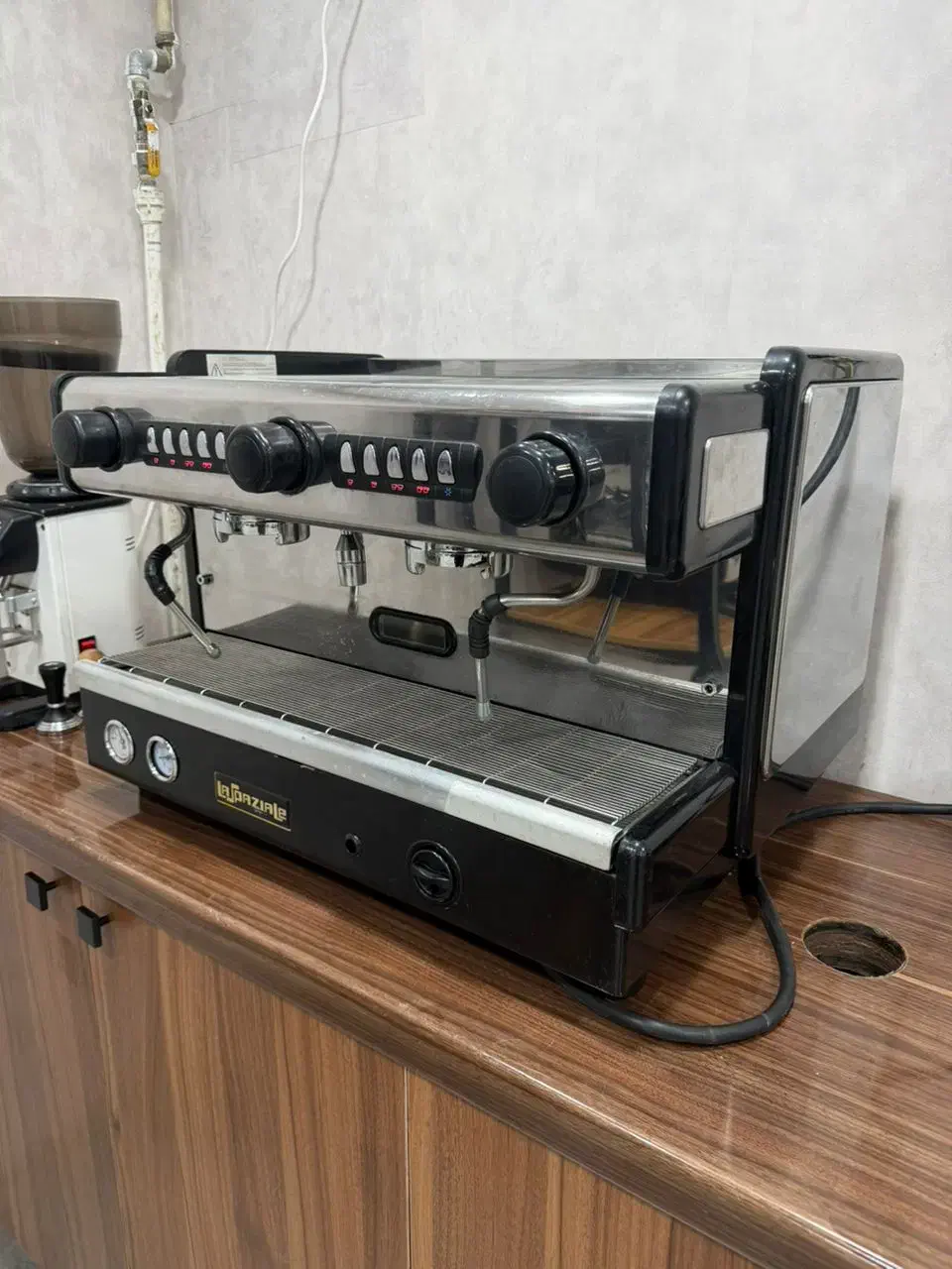 عنواع دستگاه اسپرسو موجود داریم|فروشگاه و مغازه|تهران, پرستار|دیوار