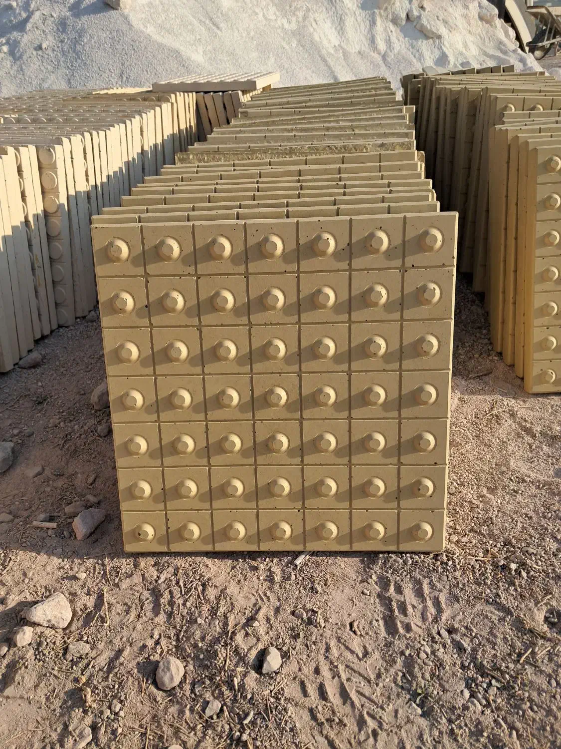 فروش مستقیم انواع موزاییک جدول و نرده|مصالح و تجهیزات ساختمان|آبیک, |دیوار