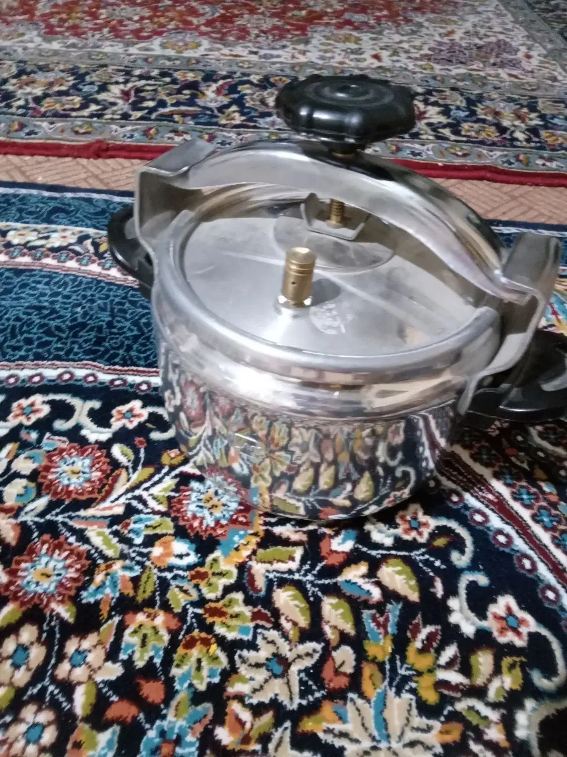 زودپز۸ونیم لیتری ۱۰نفره|ظروف پخت‌وپز|قم, باجک دو|دیوار