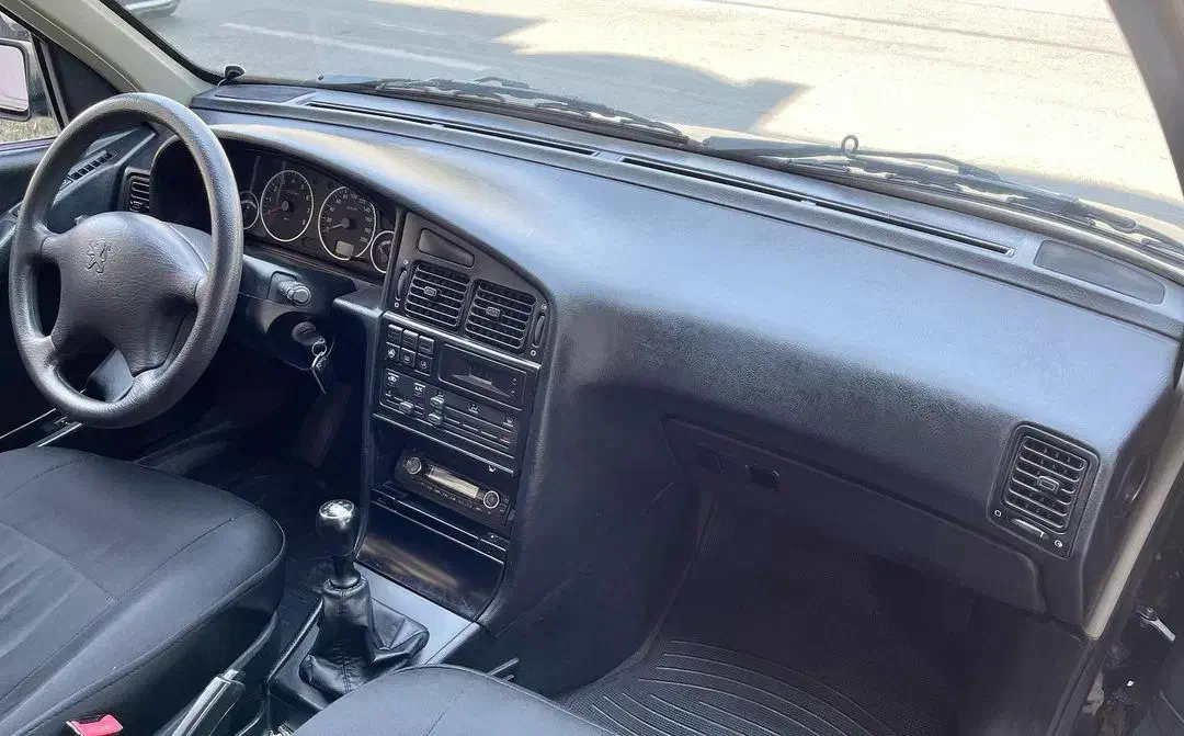 پژو۴۰۵ فابریک|خودرو سواری و وانت|تهران, کوی نصر مهرآباد|دیوار