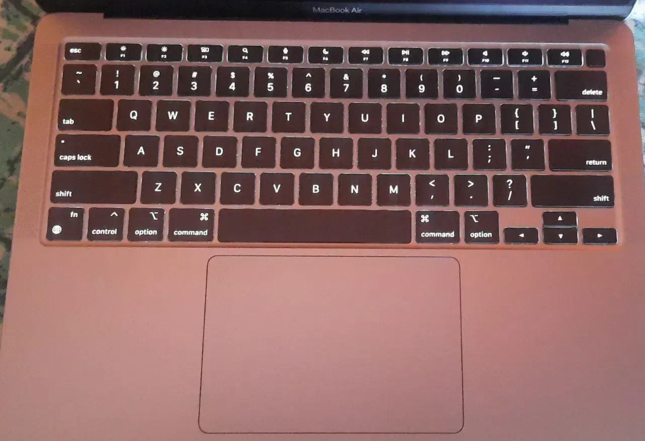 مک بوک ایر|رایانه همراه|اصفهان, درب کوشک|دیوار