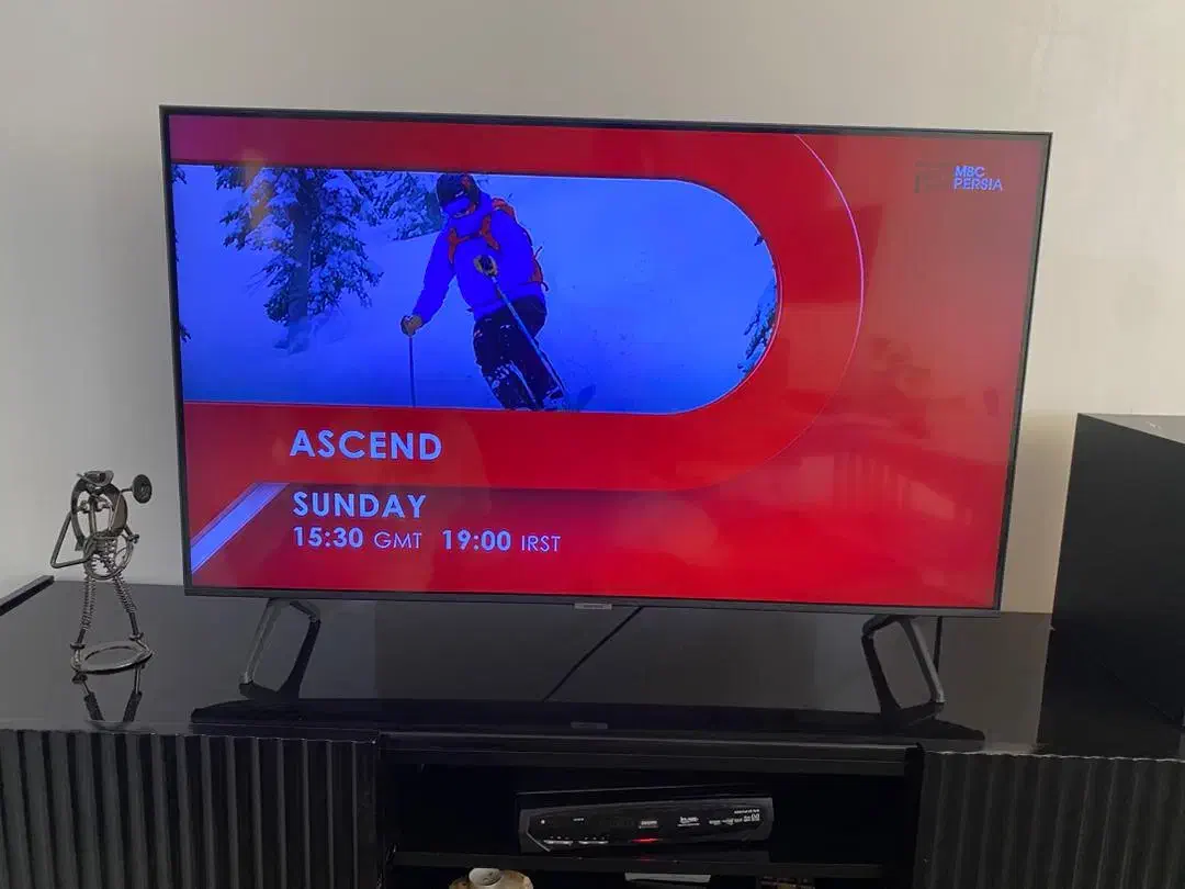 تلویزیون ۴۲اینچ سامسونگ|تلویزیون و پروژکتور|صدرا-فارس, فاز ۱|دیوار