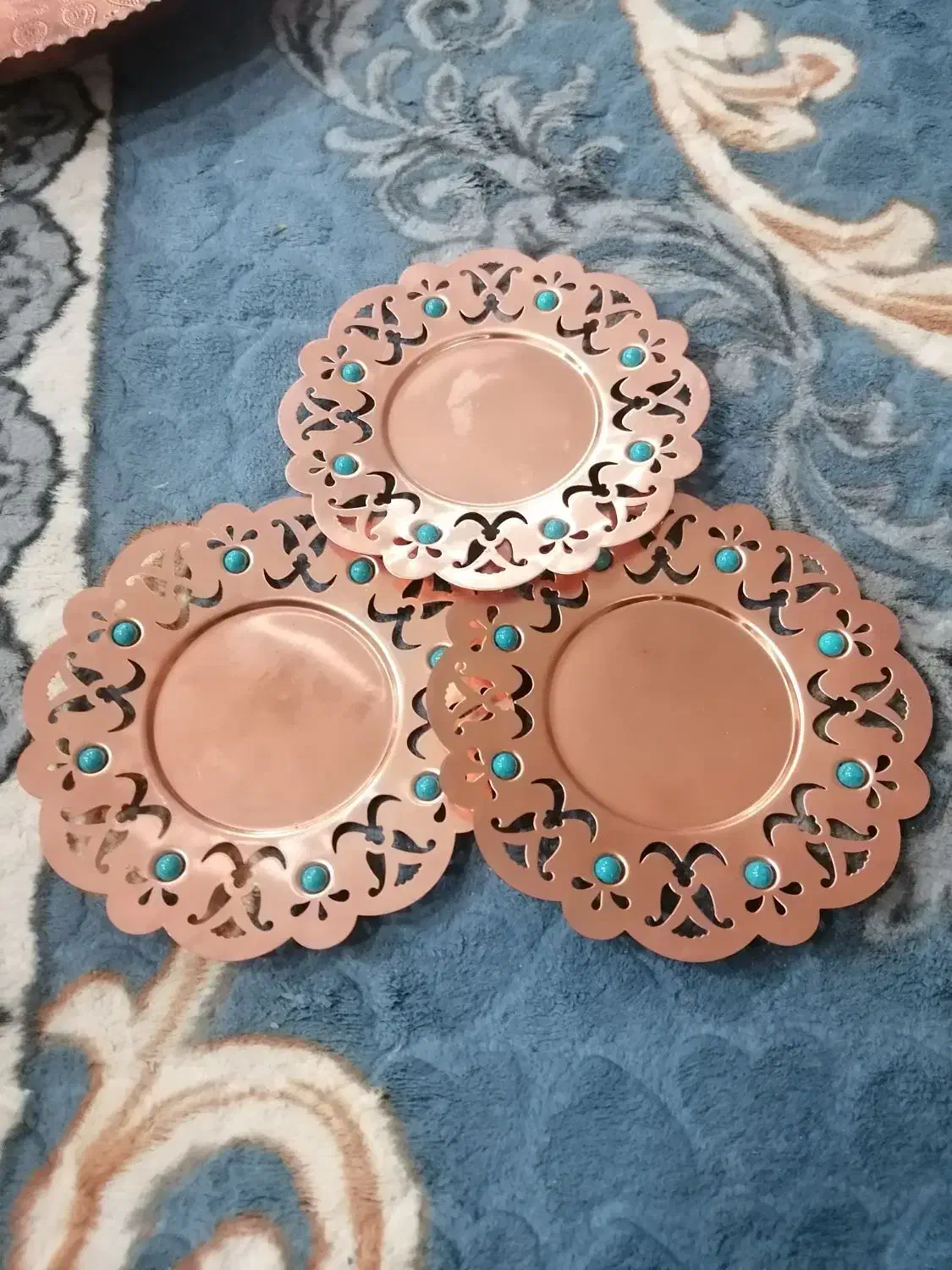 سه عدد بشقاب فیروزه مسی|ظروف سرو و پذیرایی|کرمان, |دیوار