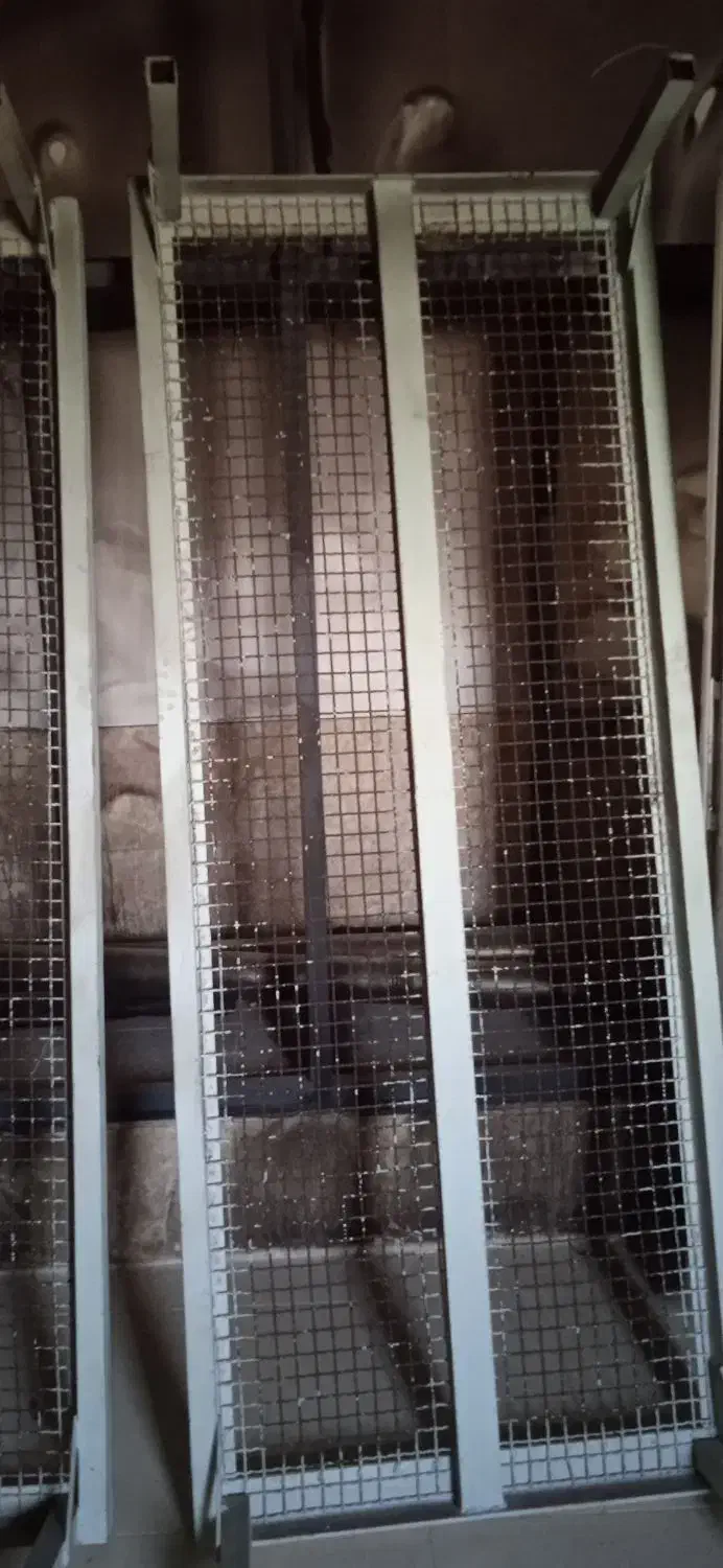 دو عدد آهنی تخت خواب|تخت و سرویس خواب|بم, |دیوار