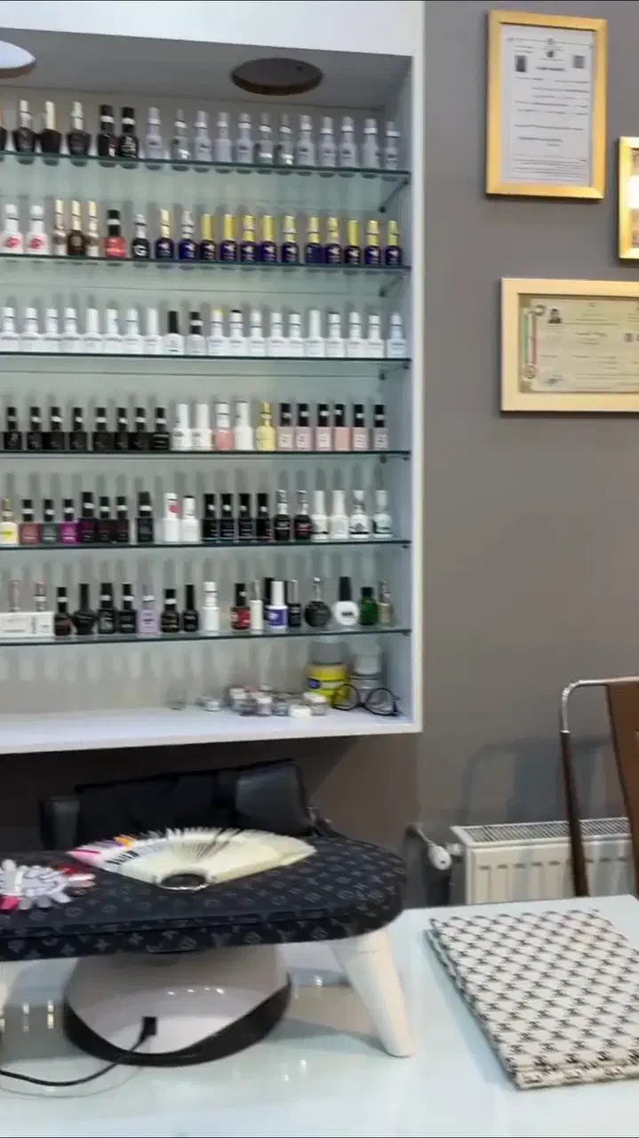 فرصت همکاری ناخنکار ،مژه کار،رنگکار  در سالن هاویر|خدمات آرایشگری و زیبایی|پردیس, فاز ۱۱|دیوار