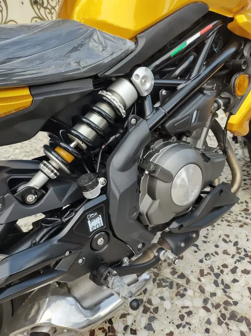 موتور بنلی ۳۰۰اصلی کم کار ۷هزارتا|موتورسیکلت|شهریار, کهنز|دیوار