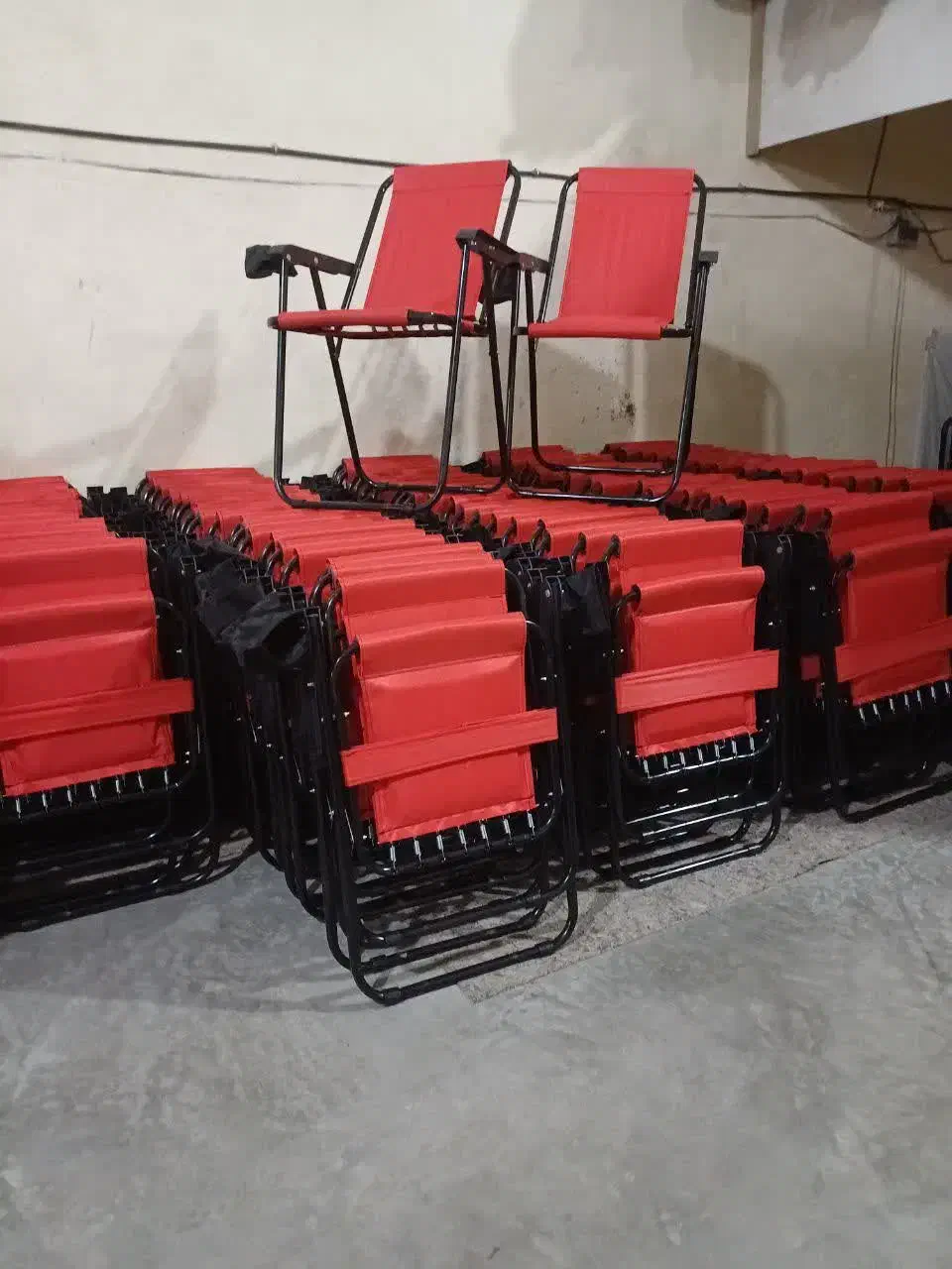 صندلی تاشو ومیز|صندلی و نیمکت|شیراز, شهرک مهدی‌آباد|دیوار