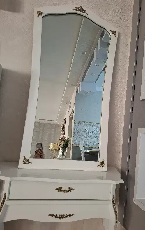 ساعت ایستاده و آینه|بوفه، ویترین، کنسول|شهریار, شهرک بهاران (ویره)|دیوار