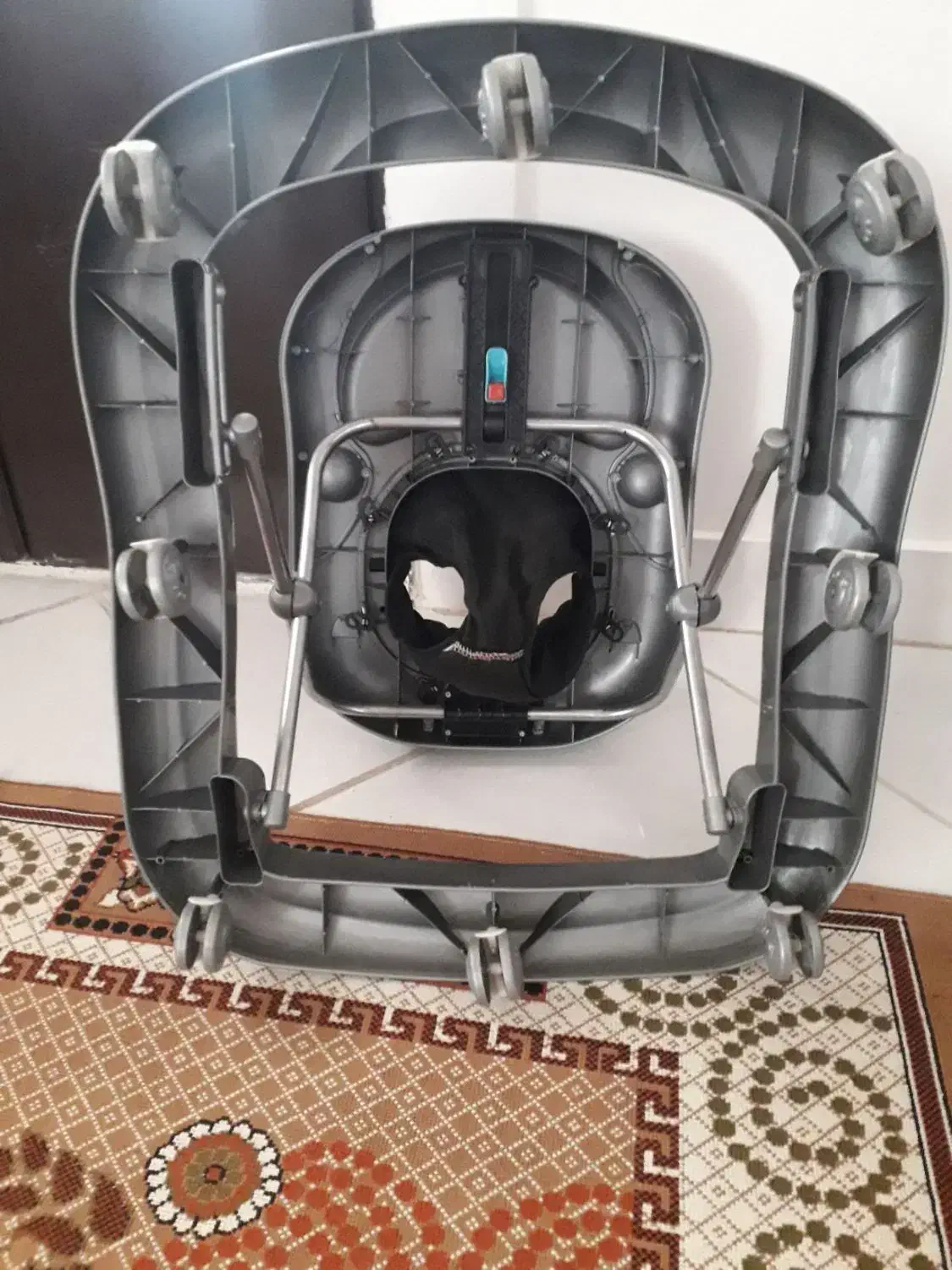 روروئک550|کالسکه و لوازم جانبی|تربت‌حیدریه, آغوی|دیوار