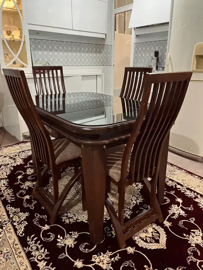 میز غذا خوری|میز و صندلی غذاخوری|تالش, تالش|دیوار