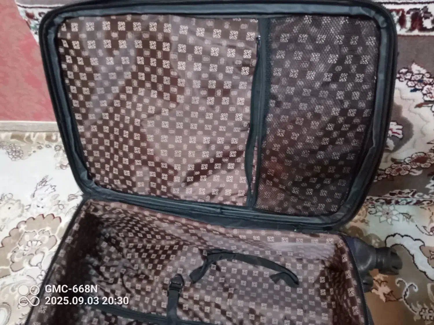 چمدان مسافرتی|کیف، کفش، کمربند|کهریزک, |دیوار