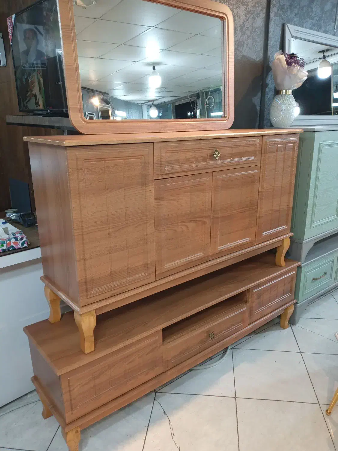 اینه کنسول و میز تلویزیون  پایتخت|بوفه، ویترین، کنسول|تهران, شهرک ولیعصر جنوبی|دیوار