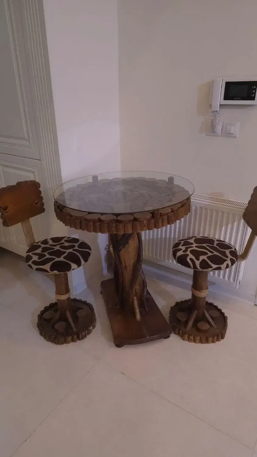 میز ناهار خوری|میز و صندلی غذاخوری|مشهد, الهیه|دیوار