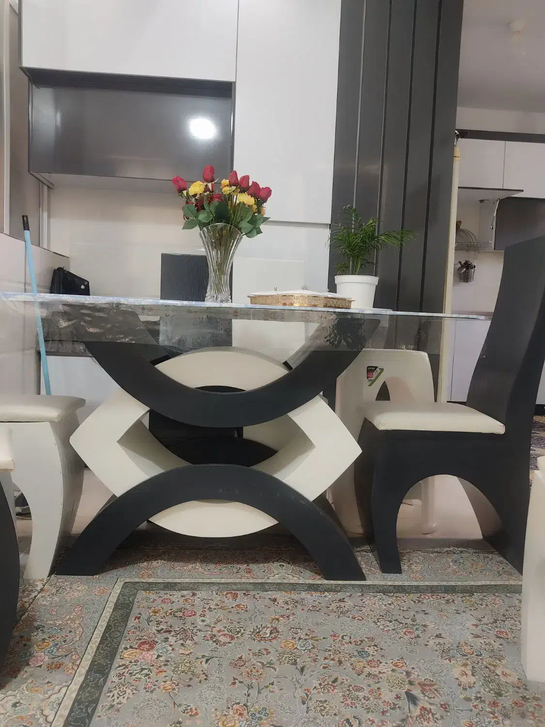 میزغذاخوری|میز و صندلی غذاخوری|الیگودرز, |دیوار