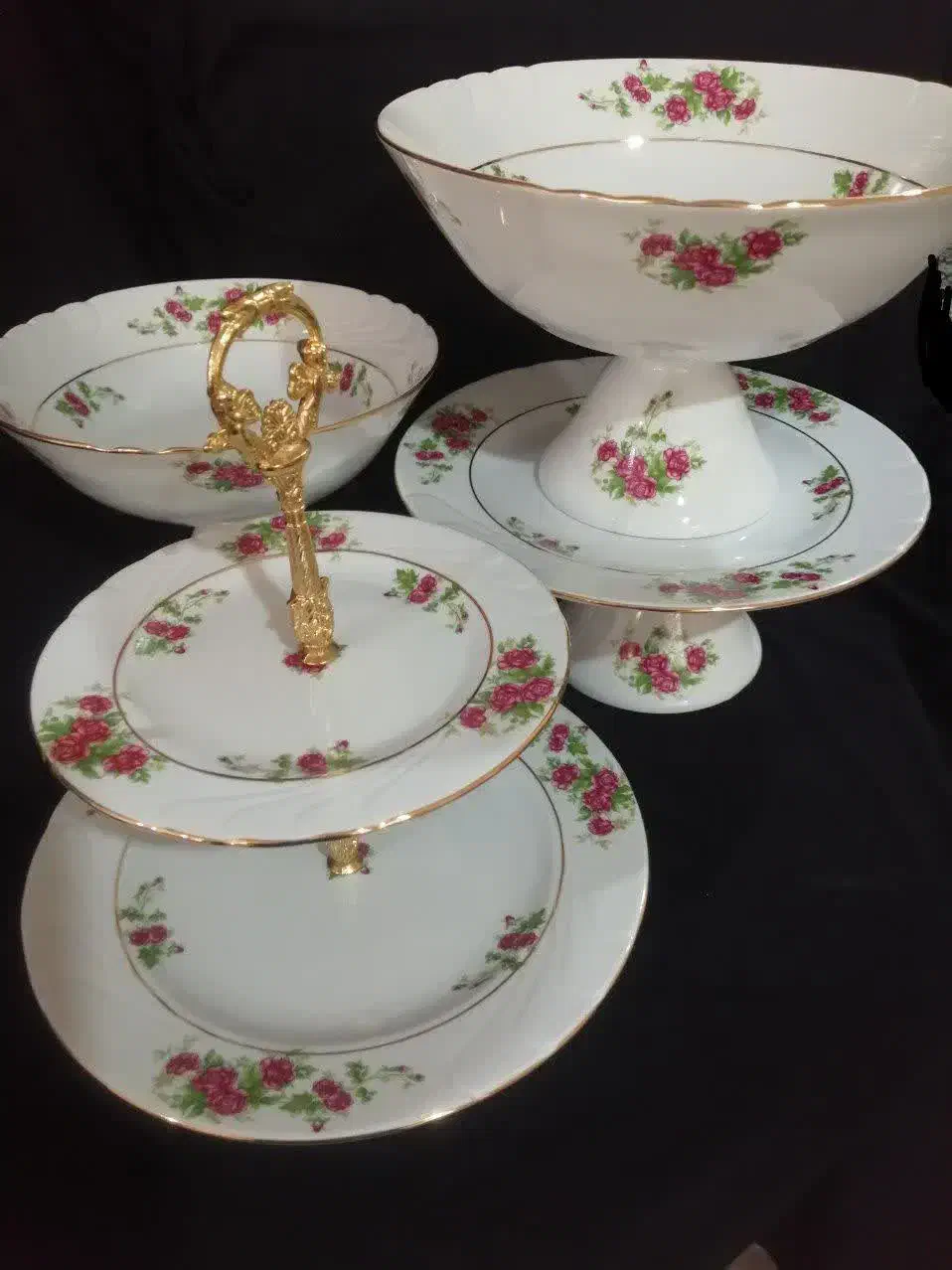 ظروف پذیرایی گلسرخی|ظروف سرو و پذیرایی|اصفهان, همدانیان|دیوار