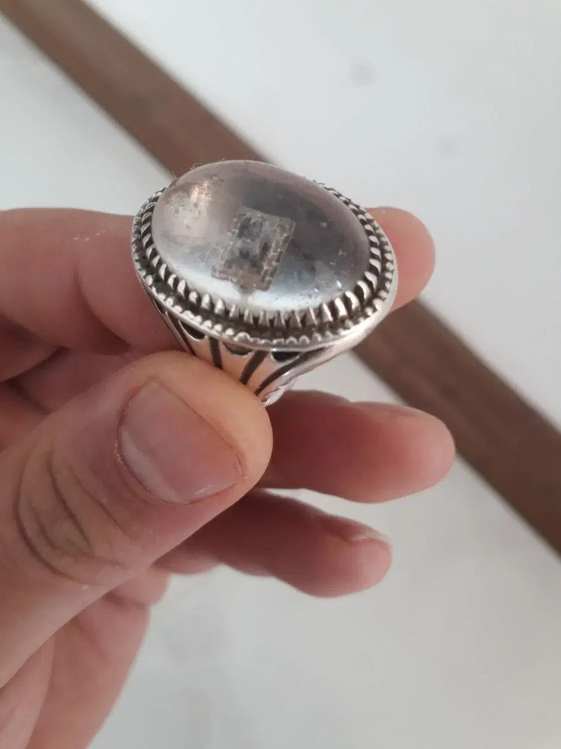 انگشتره نقره|کلکسیون اشیاء عتیقه|نهاوند, |دیوار