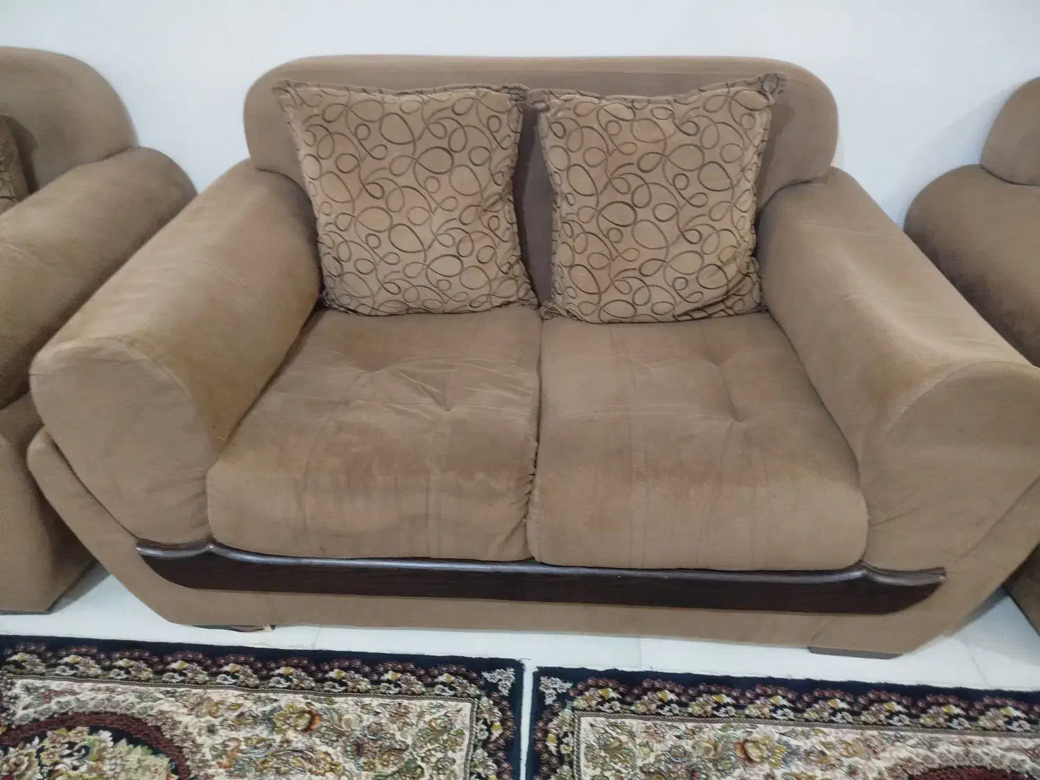 ست مبل و میز|مبلمان خانگی و میز عسلی|رشت, فلسطین|دیوار