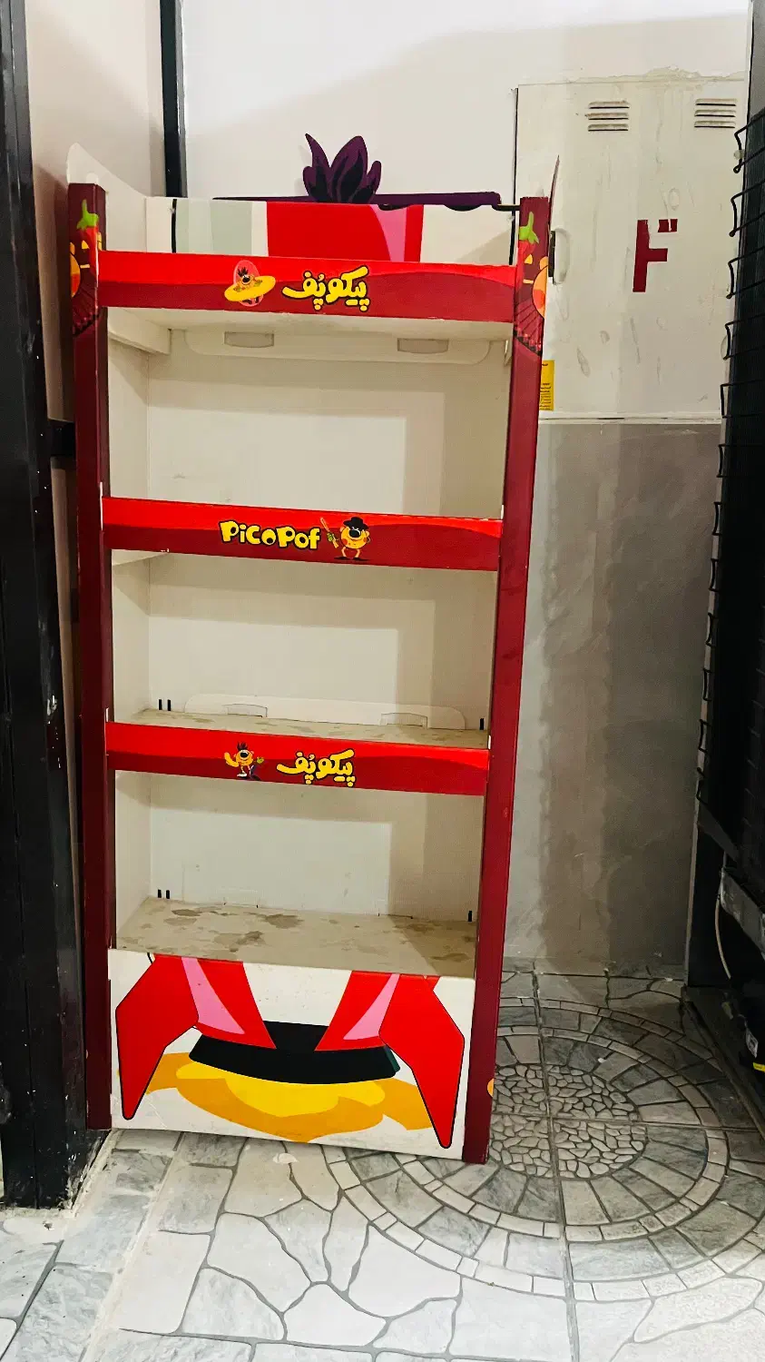 استند چیپس و پفک|کتابخانه، شلف، قفسه‌های دیواری|ارومیه, |دیوار